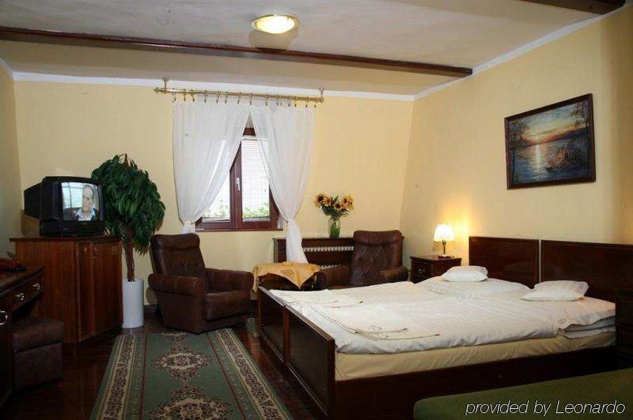Garni -Hotel Barbakan Levoča Rum bild