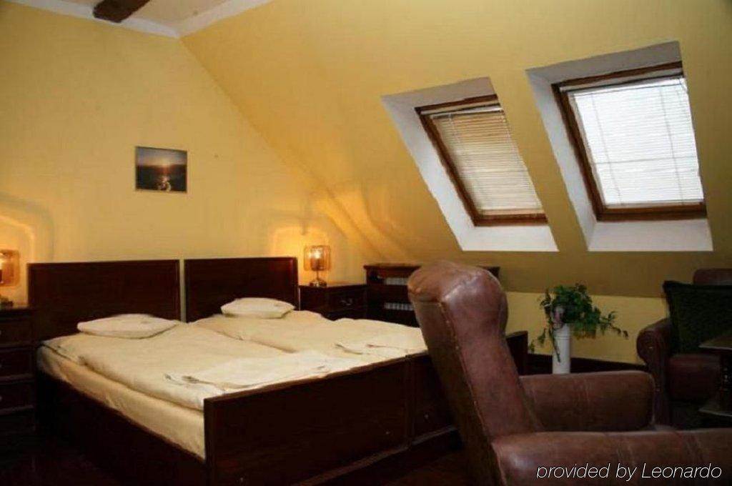 Garni -Hotel Barbakan Levoča Rum bild